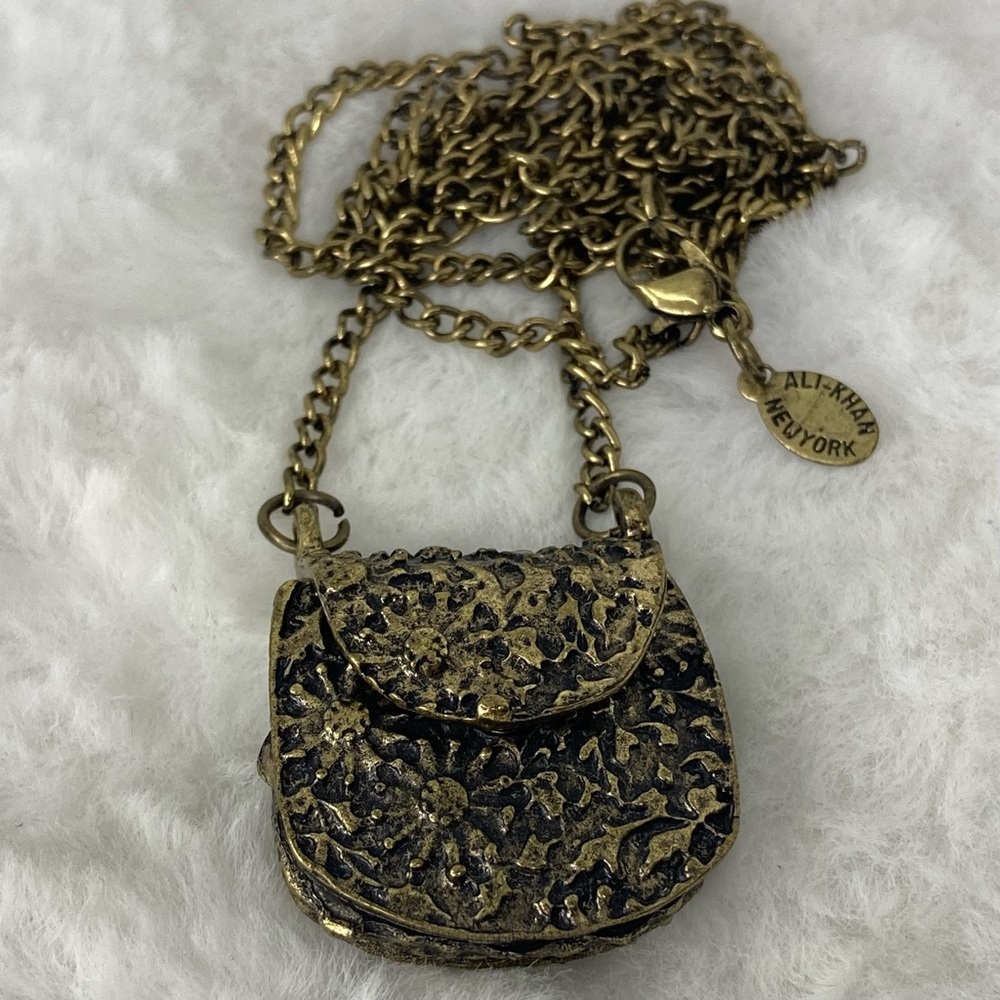 VINTAGE ALI-KHAN NEW YORK PURSE NECKLACE